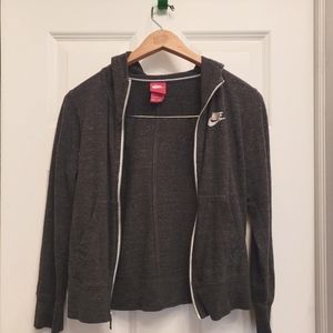 NIKE L zip hoodie